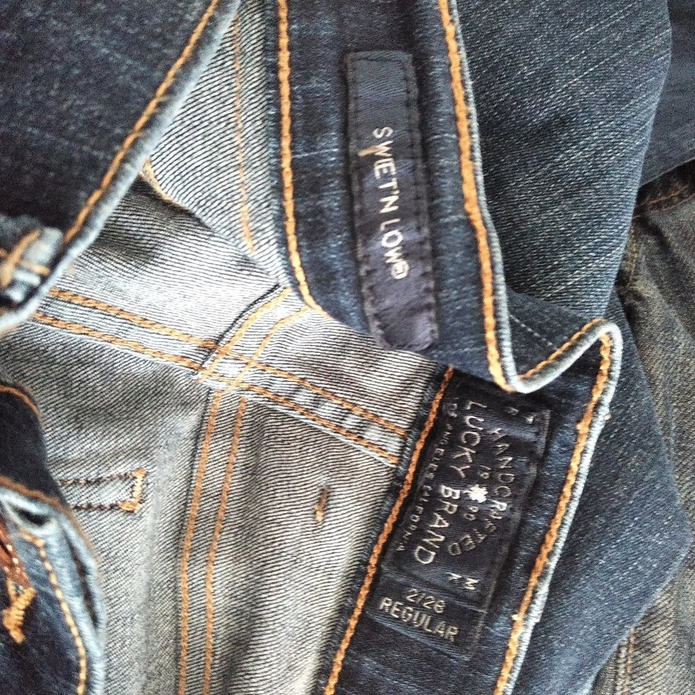 💥 EUC Lucky Brand Sweet'N Low Dark Wash Jeans - Picture 5 of 6